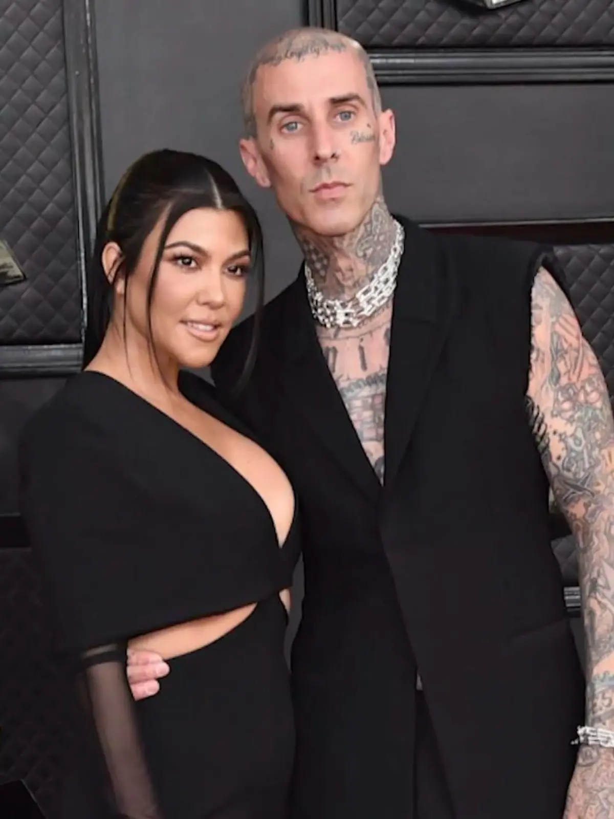 Bild zu: "Kourtney Kardashian heimlich verheiratet?"