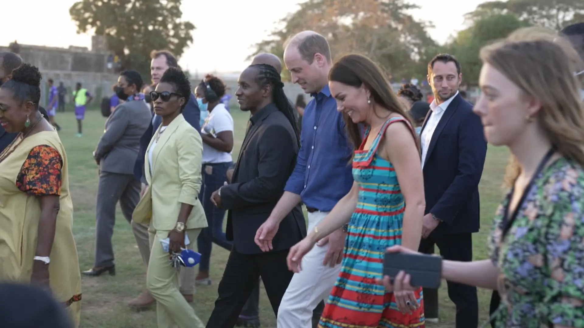 William und Kate auf Promo-Tour in Jamaika Doch Proteste reißen nicht ab