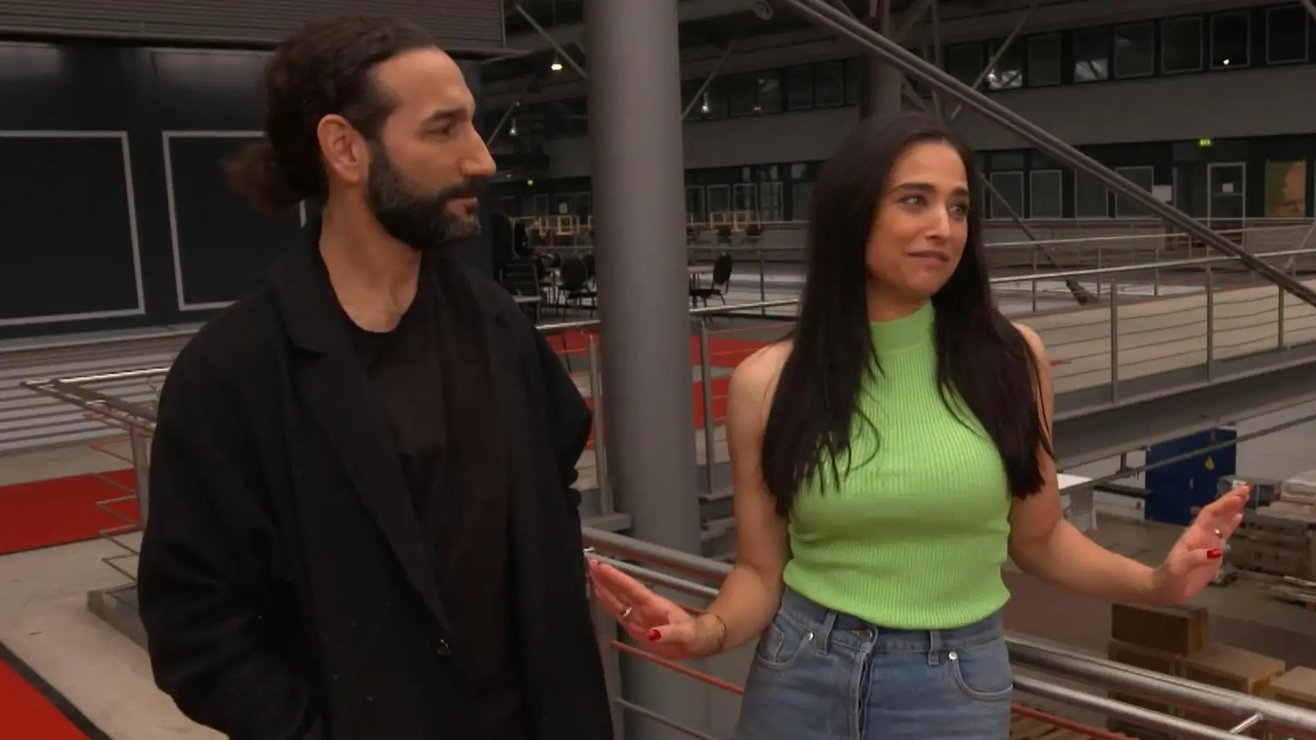 Warum sich Amira da auf dem Parkett noch schwer tut Let's Dance 2022: Sich fallen lassen können