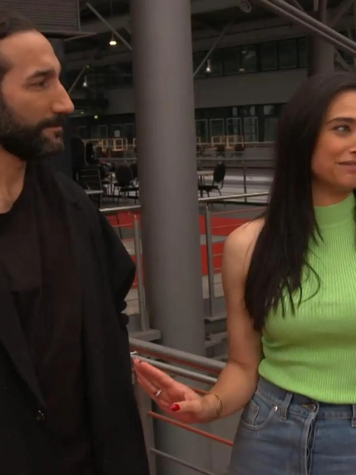 Bild zu: "Warum sich Amira da auf dem Parkett noch schwer tut"