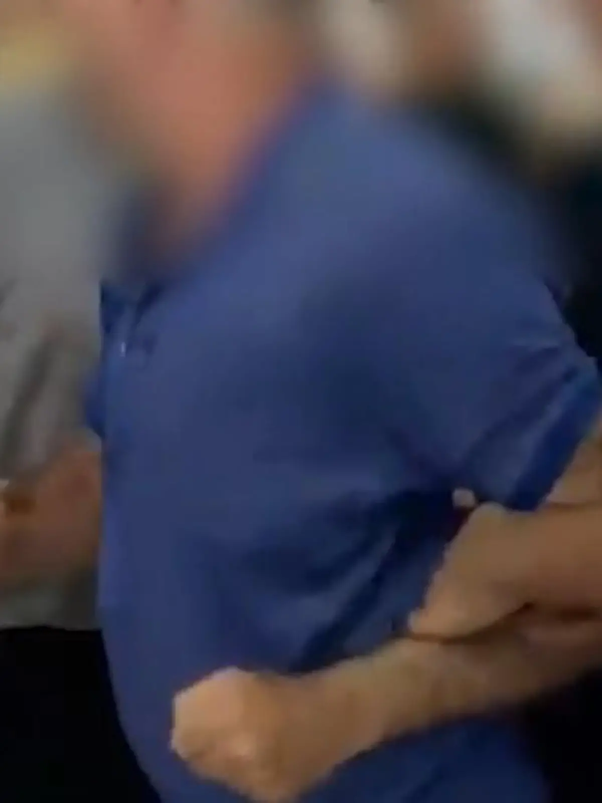 Urlauber berichten gegenüber RTL von Prügel-Horror im Türkei-Urlaub und machen einem Hotel-Chef sowie seinem Personal schwere Vorwürfe.
