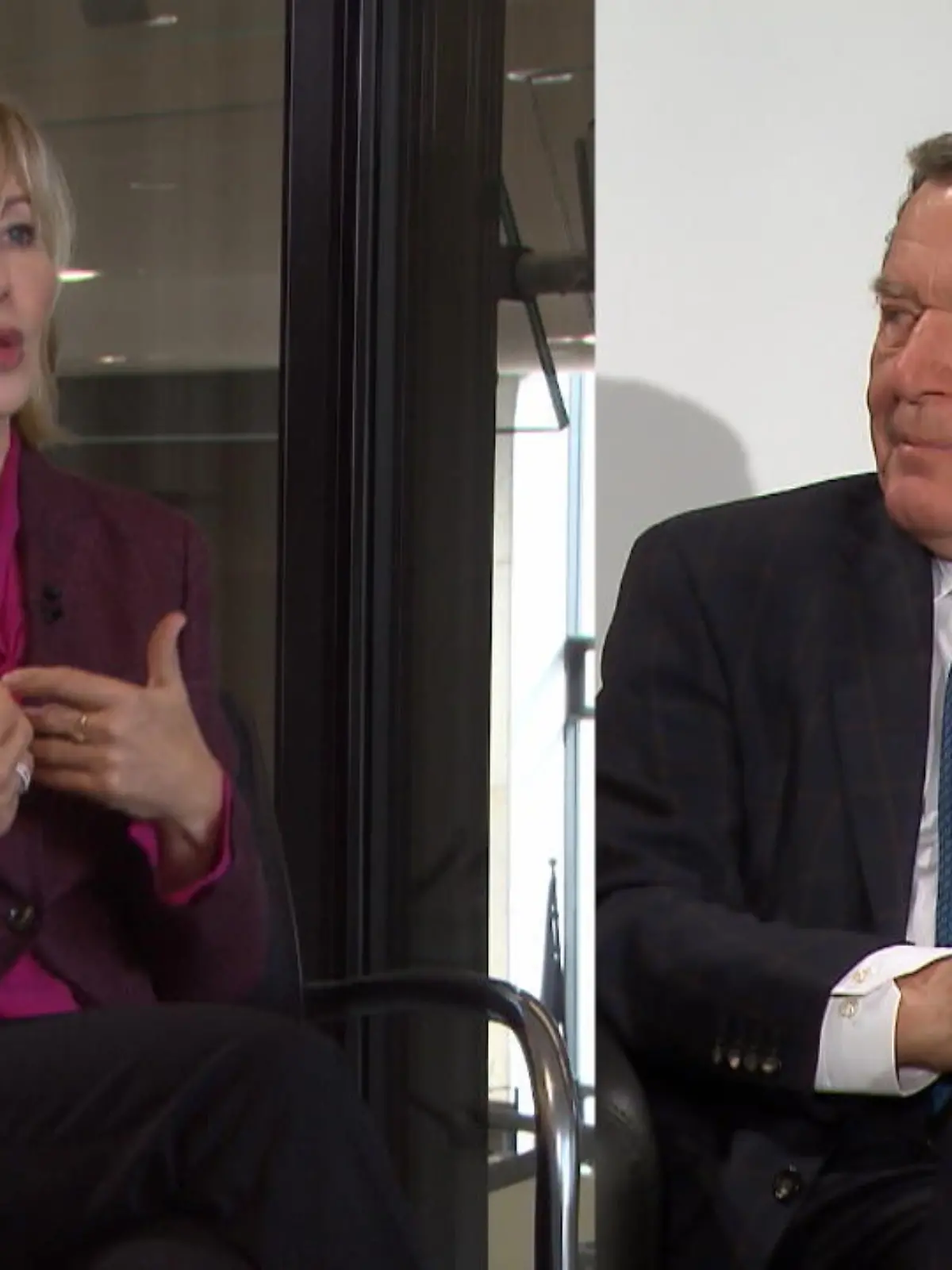 Bild zu: "Gerhard Schröder scheitert mit seiner Klage"