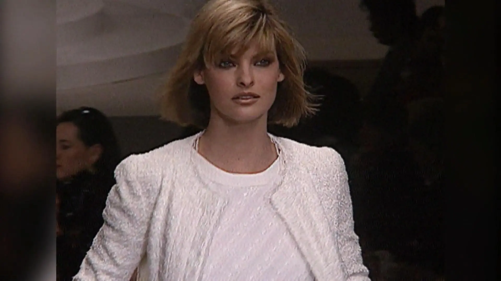 Linda Evangelista zeigt sich nach Schönheits-OP-Fail Beauty-Eingriff schiefgelaufen