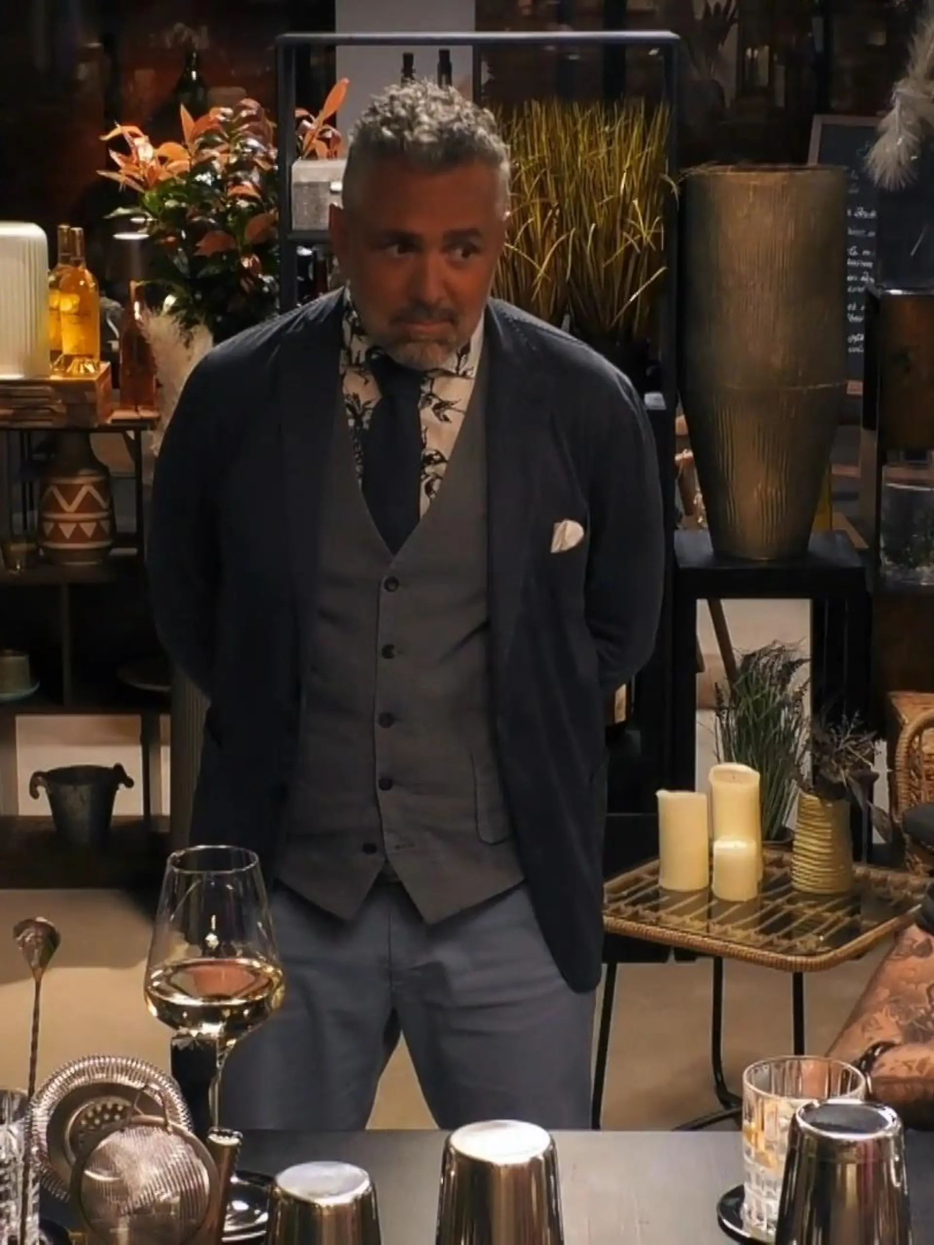 Bild zu: "Frisch eingecheckt im First Dates Hotel hat auch Pascal."