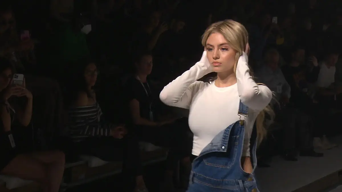 Leni Klum überrascht mit neuer Frisur Tschüss, blonde Mähne!