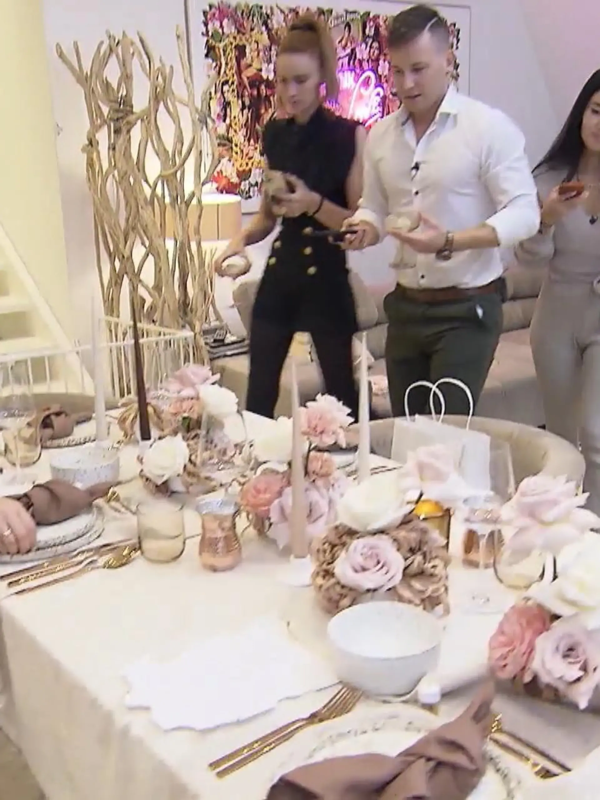 Bild zu: "3. Teil der Influencer-Ausgabe vom „Perfekten Dinner“. Gastgeberin ist Seyda."