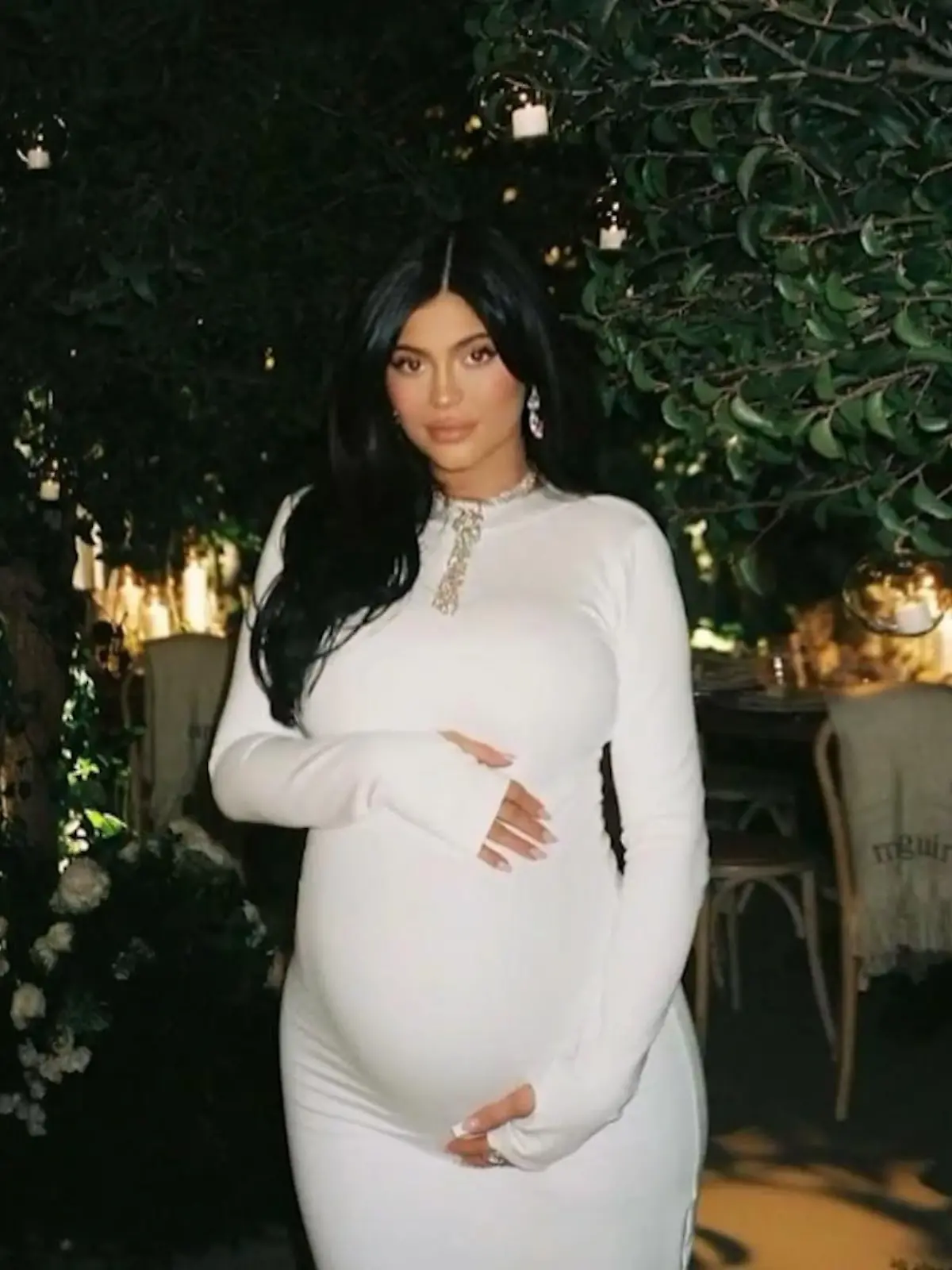 Bild zu: "Kylie Jenner feiert Luxus-Party fürs ungeborene Baby"