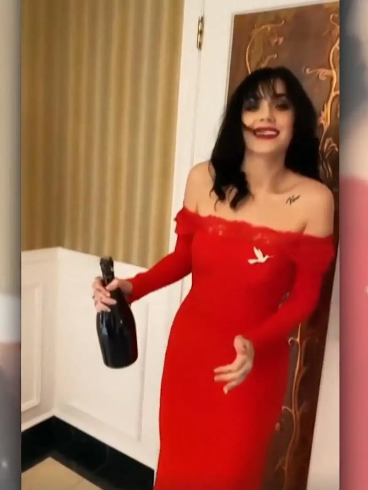 Bild zu: "Nathalie Volk feiert ihren 25. Geburtstag"