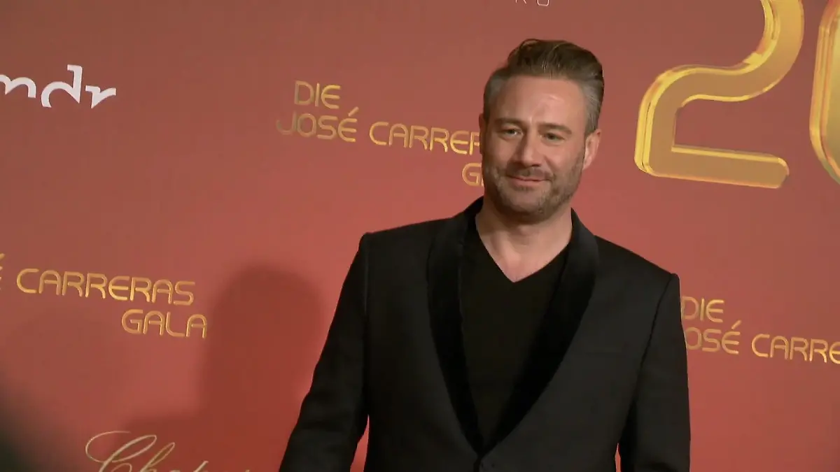 Sasha wird 50 - und freut sich 0 Schnulzen-Sänger ohne Feierlaune