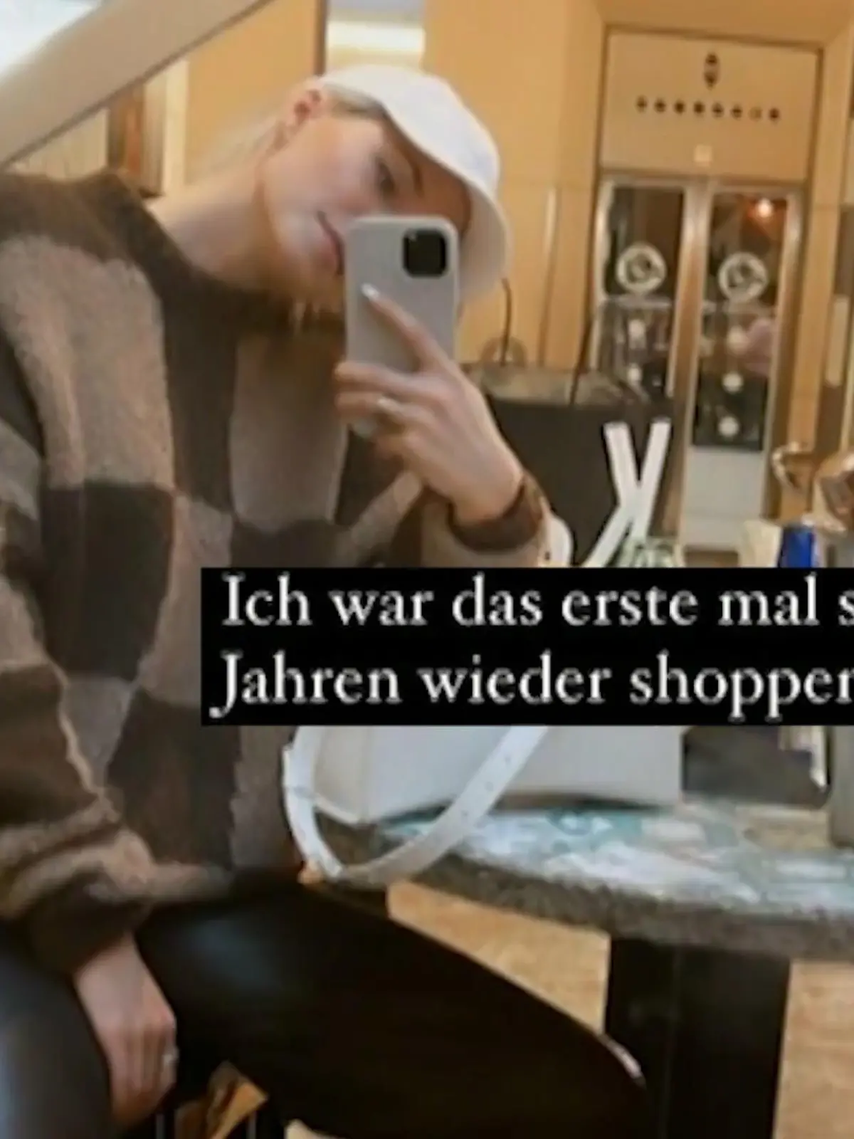 Bild zu: "Lena Gercke gönnt sich Mama-Auszeit"