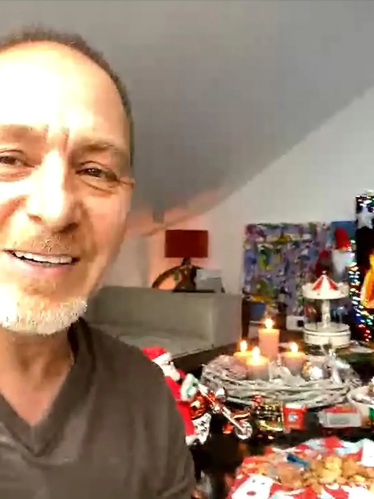 Bild zu: "Erdogan Atalay meldet sich aus der Corona-Quarantäne"