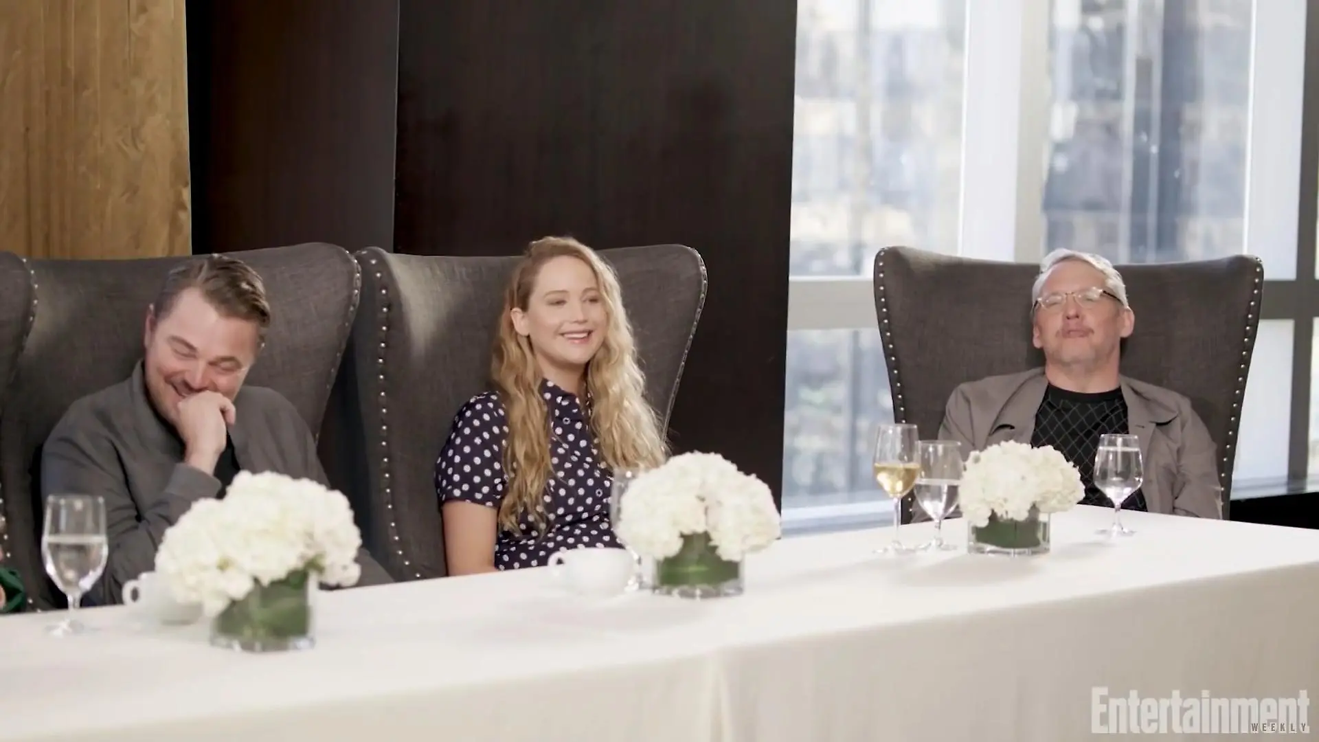 Hat Leonardo DiCaprio da gerade gefurzt? Peinlicher Augenblick im Talk