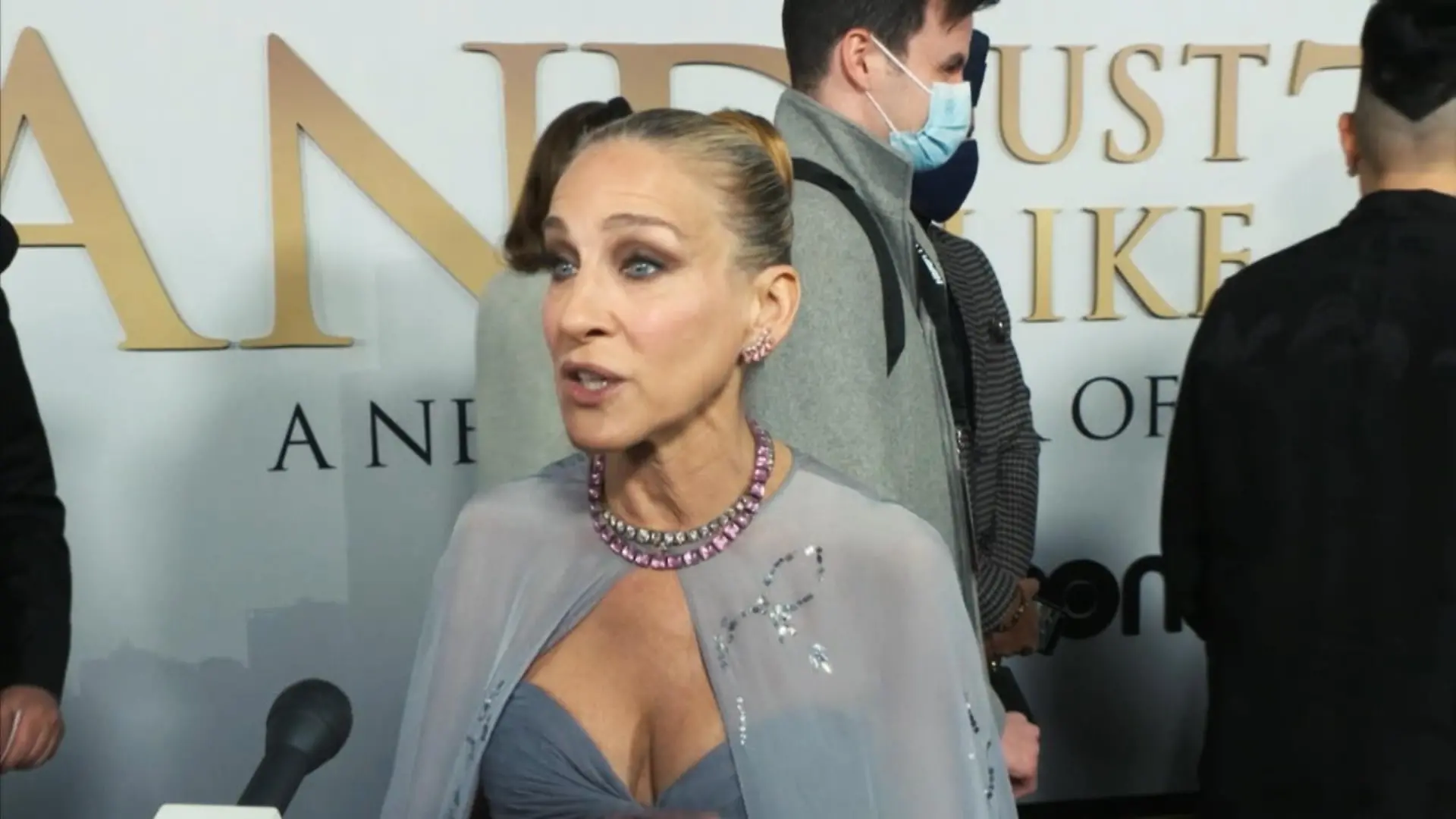 Kleiner Ausrutscher bei SATC-Premiere Nervöse Sarah Jessica Parker