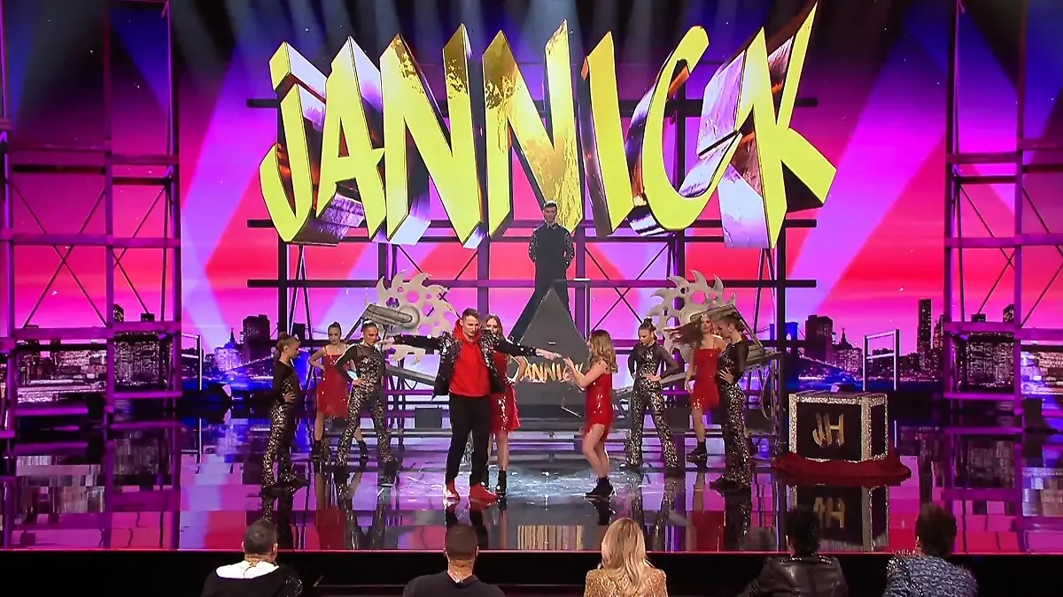 Jannick Holste macht den "Ehrlich Brothers" Konkurrenz 1. Supertalent-Halbfinale
