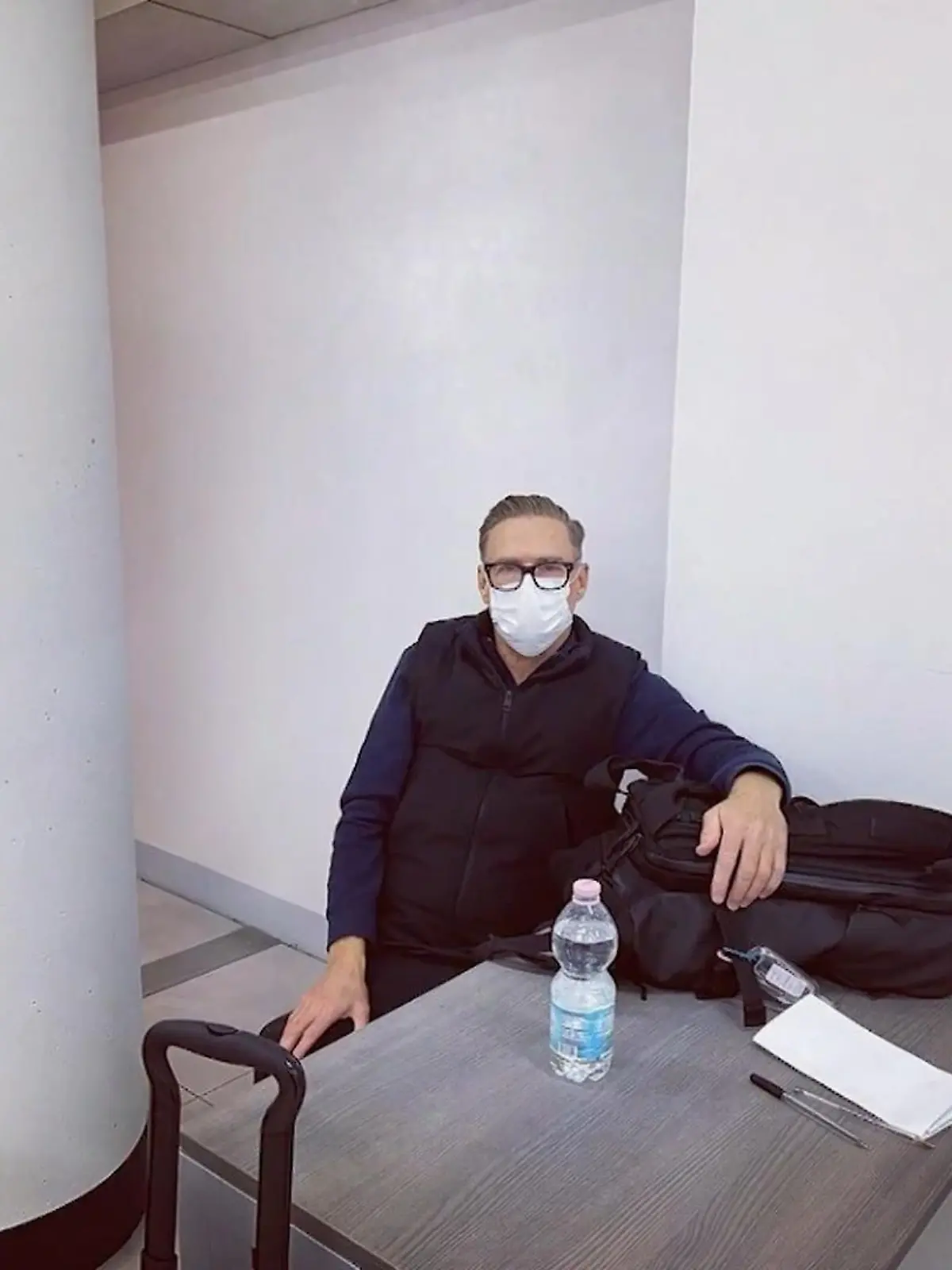 Bild zu: "Bryan Adams erneut mit Corona infiziert"