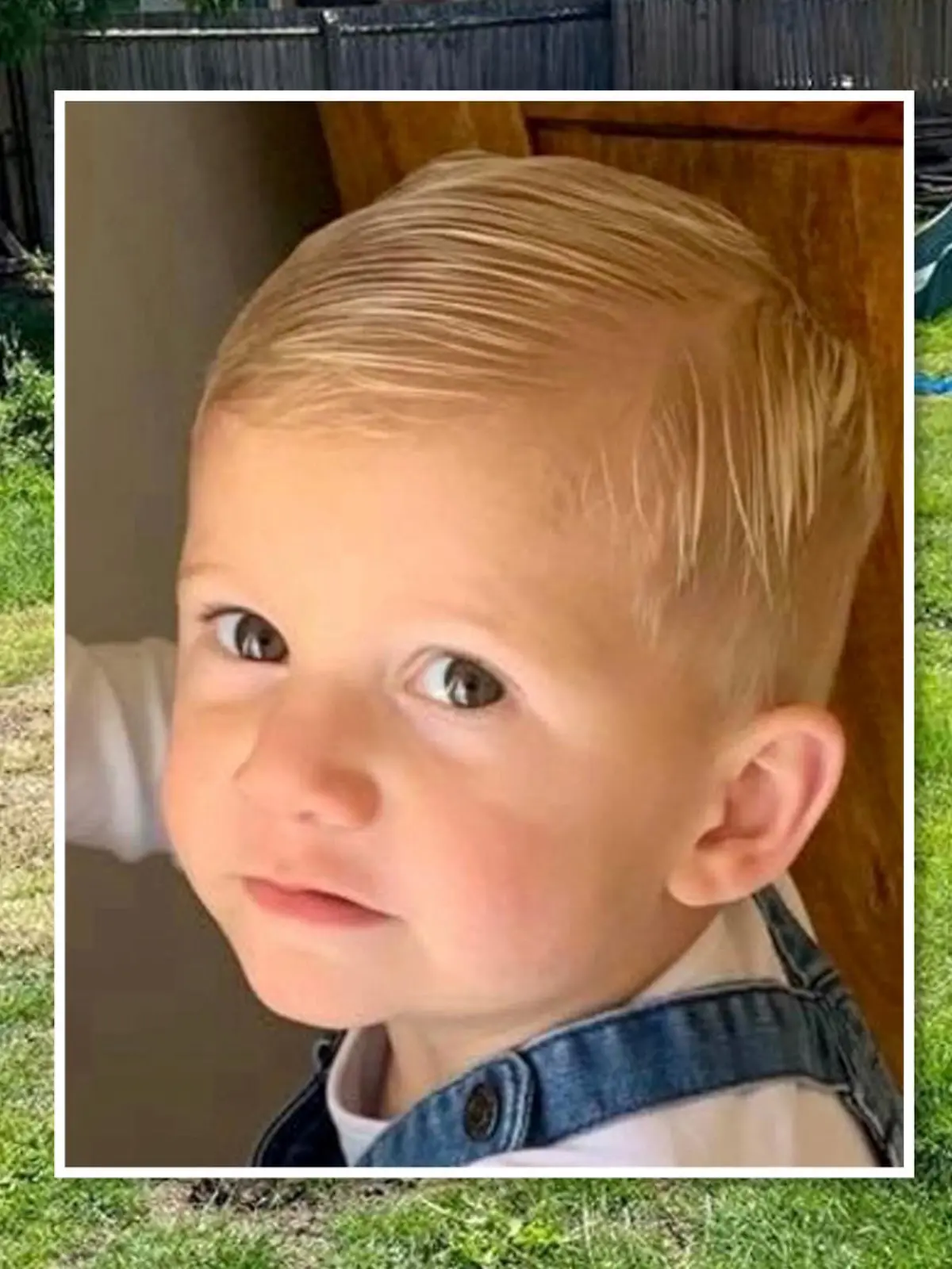 Bild von Vinnie vor seinem Garten