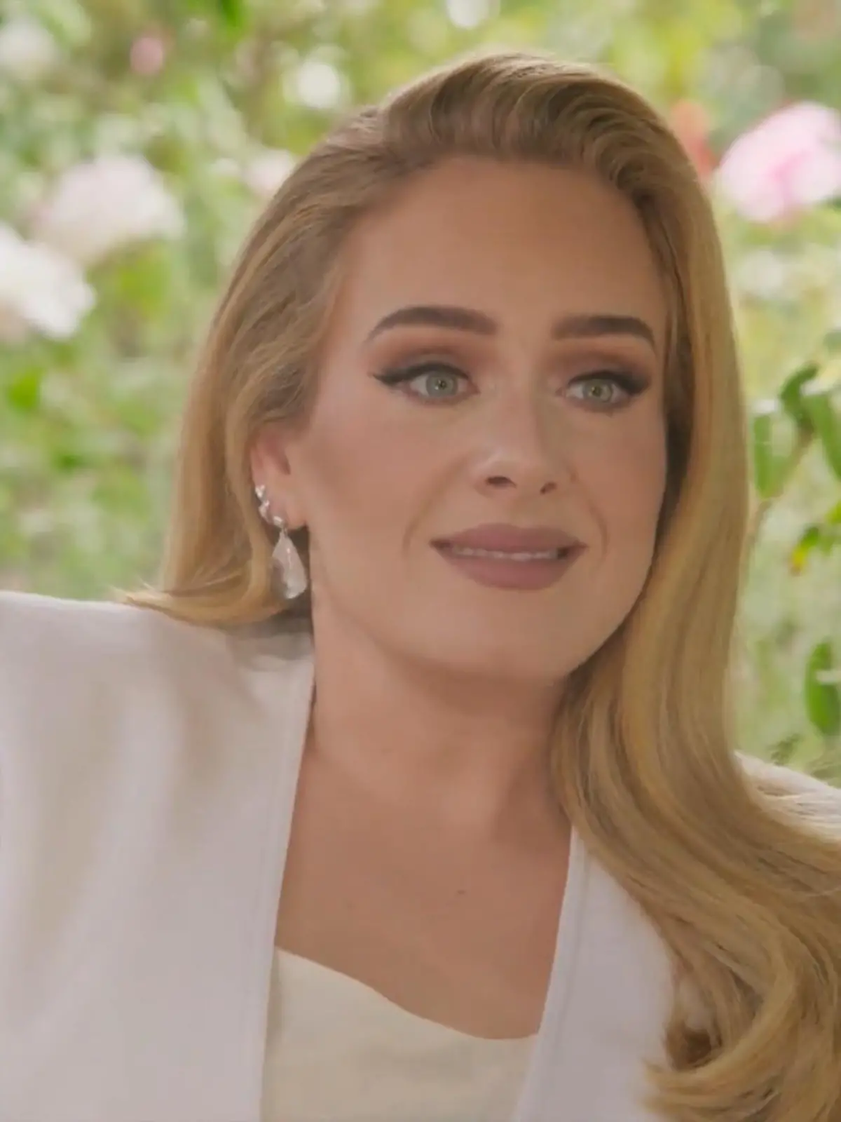 Bild zu: "Adele hat zu sich selbst gefunden"