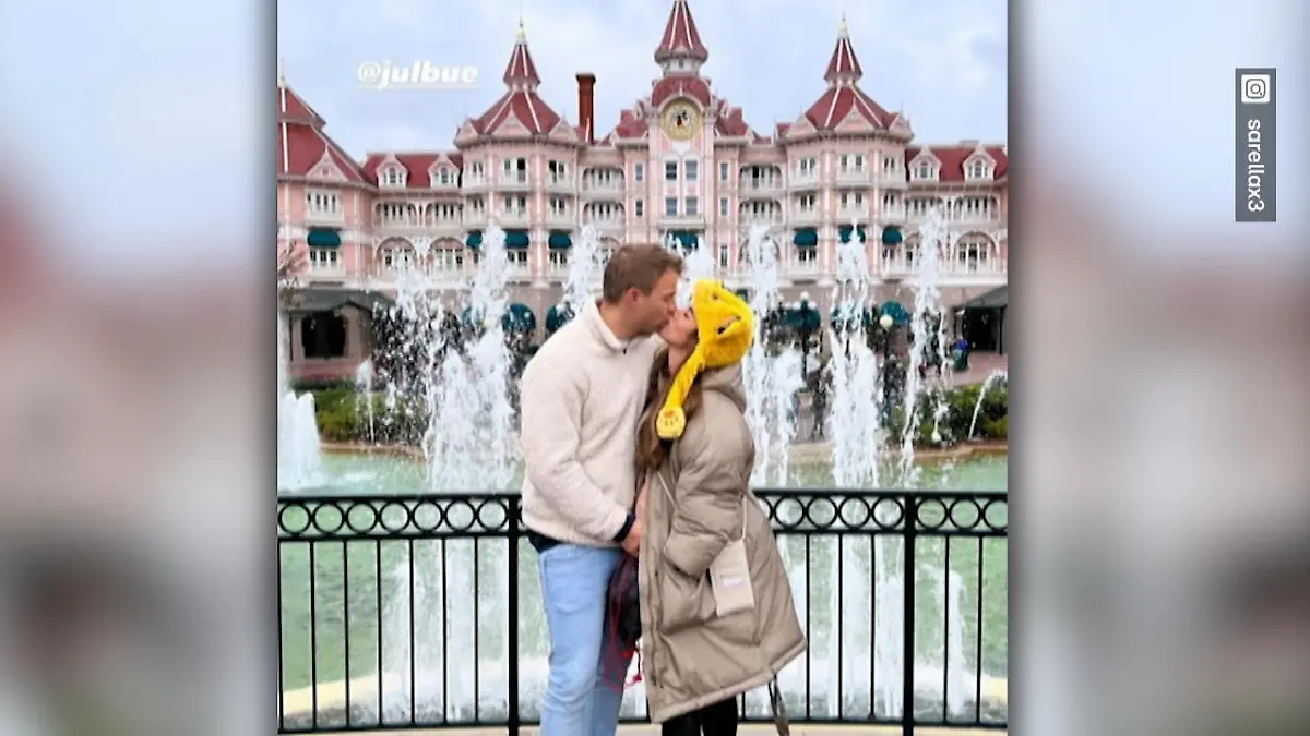 Sarah Engels hochschwanger im Disneyland Letzter Ausflug vor der Geburt?