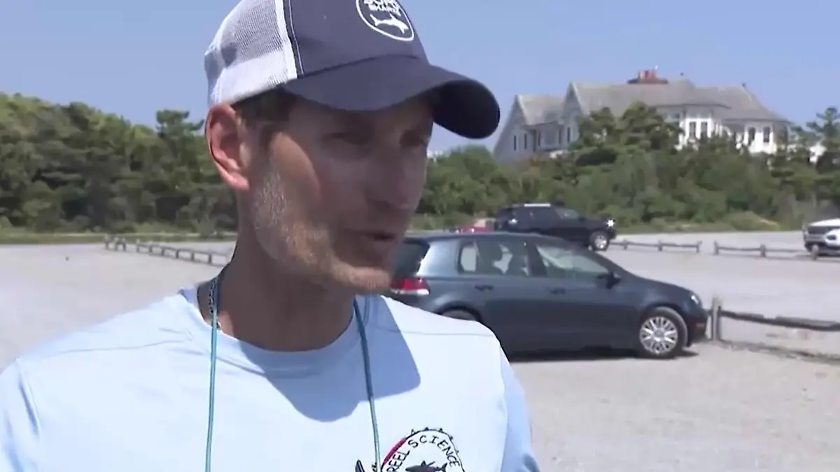 Experte Greg Metzger  sieht in den Hai-.Angriffen sogar ein gutes Zeichen.