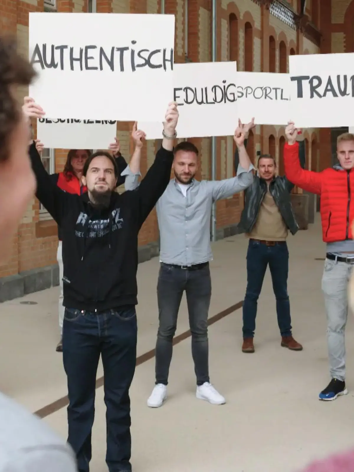 Bild zu: ""Mats, das bist alles Du!""