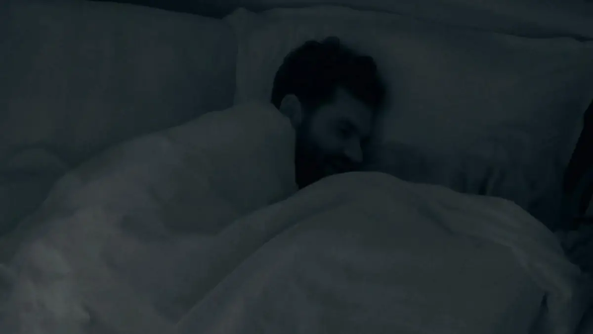 Mike und Michelle gehen auf Tuchfühlung "Knick-Knack-Action" im Sommerhaus