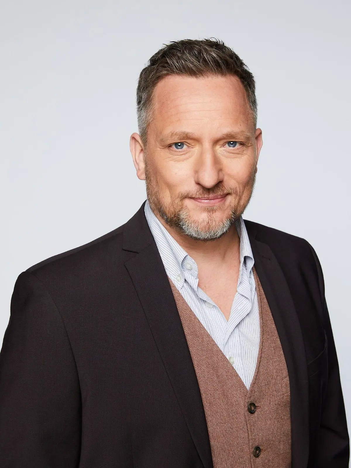 Lars Pape

Die Verwendung des sendungsbezogenen Materials ist nur mit dem Hinweis und Verlinkung auf RTL+ gestattet.