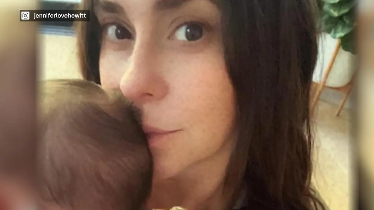 Jennifer Love Hewitt zeigt ihren Sohn Aidan James Fotos vom Nachwuchs