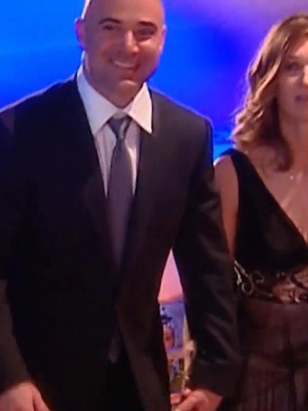 Bild zu: "Steffi Graf und Andre Agassi wollen ncohmal heiraten"