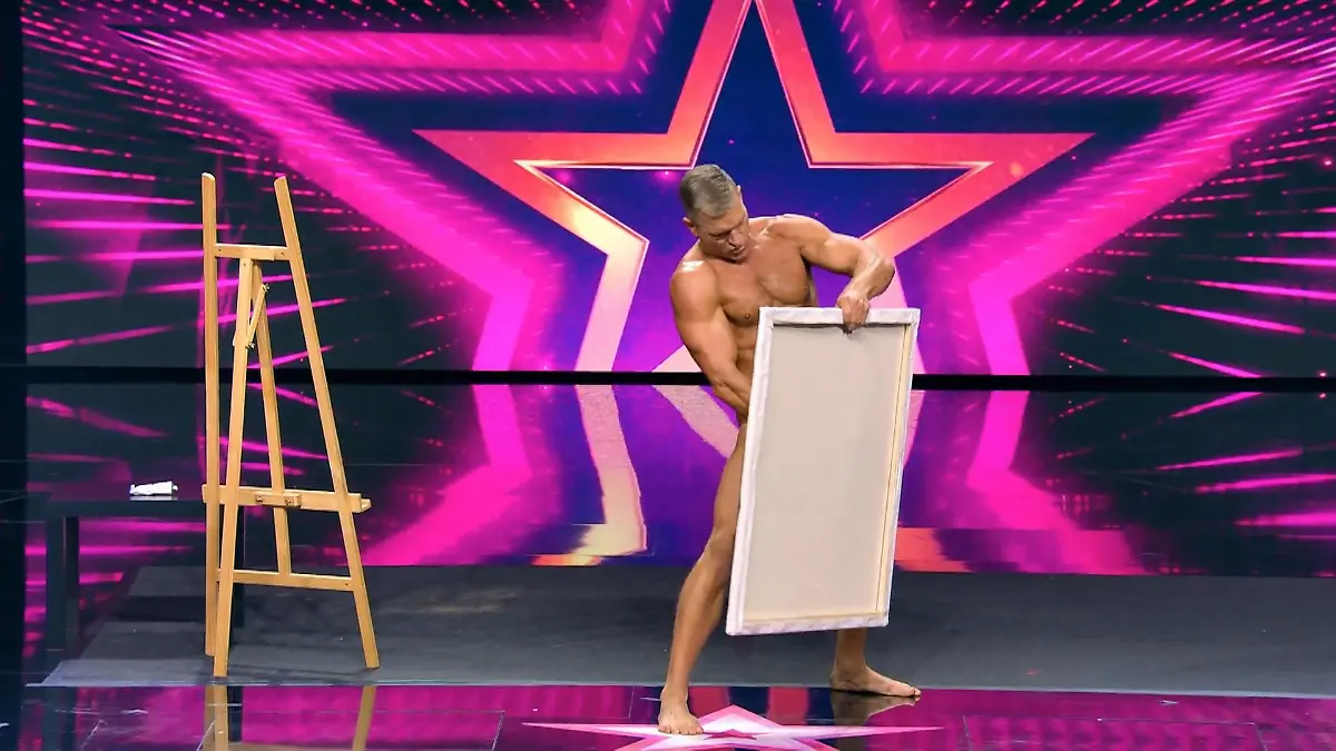Dieser Supertalent-Kandidat malt mit seinem Penis Erst ein Schock, dann große Begeisterung