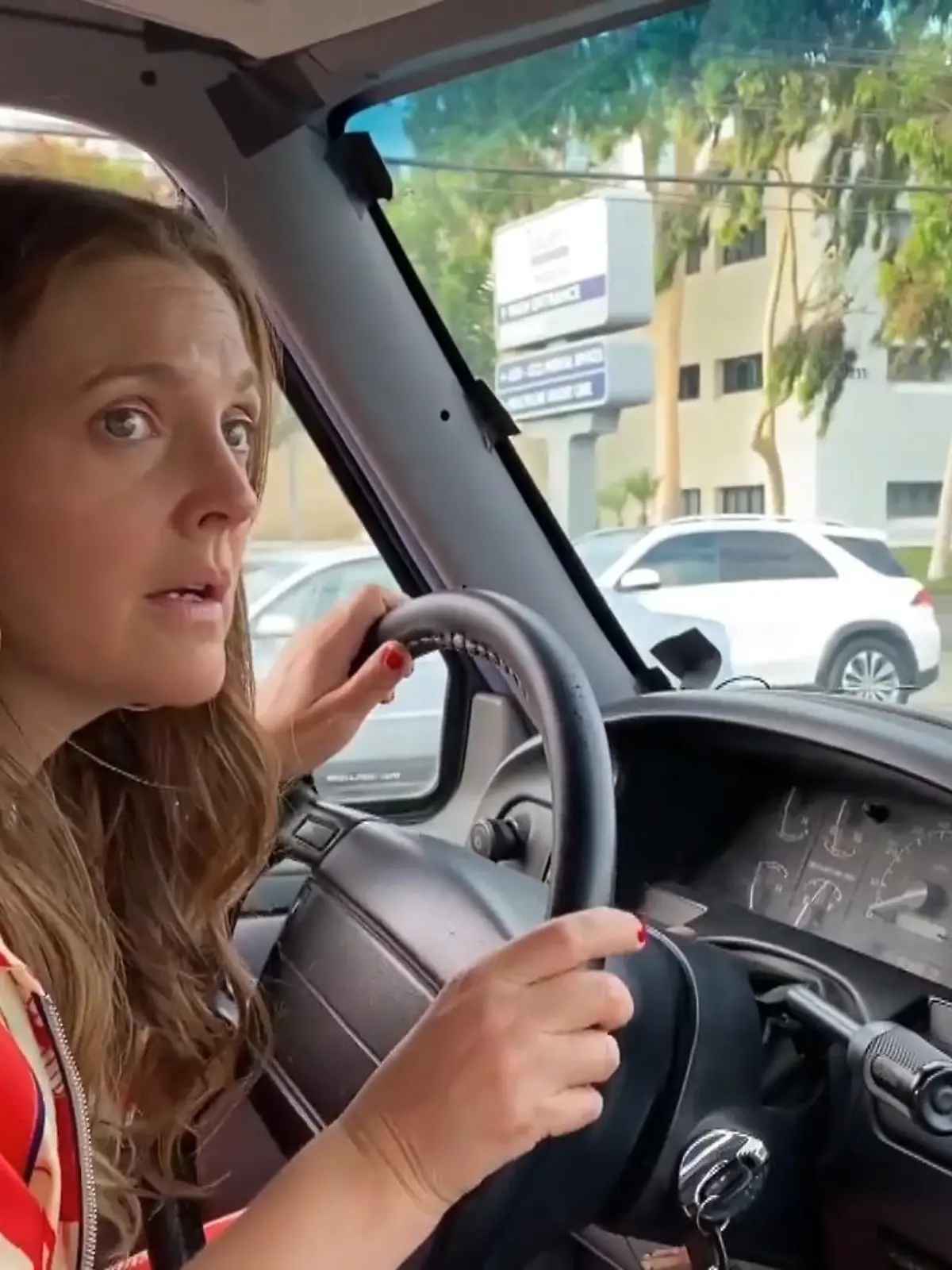 Bild zu: "Drew Barrymore besucht ihre alte Psychiatrie"