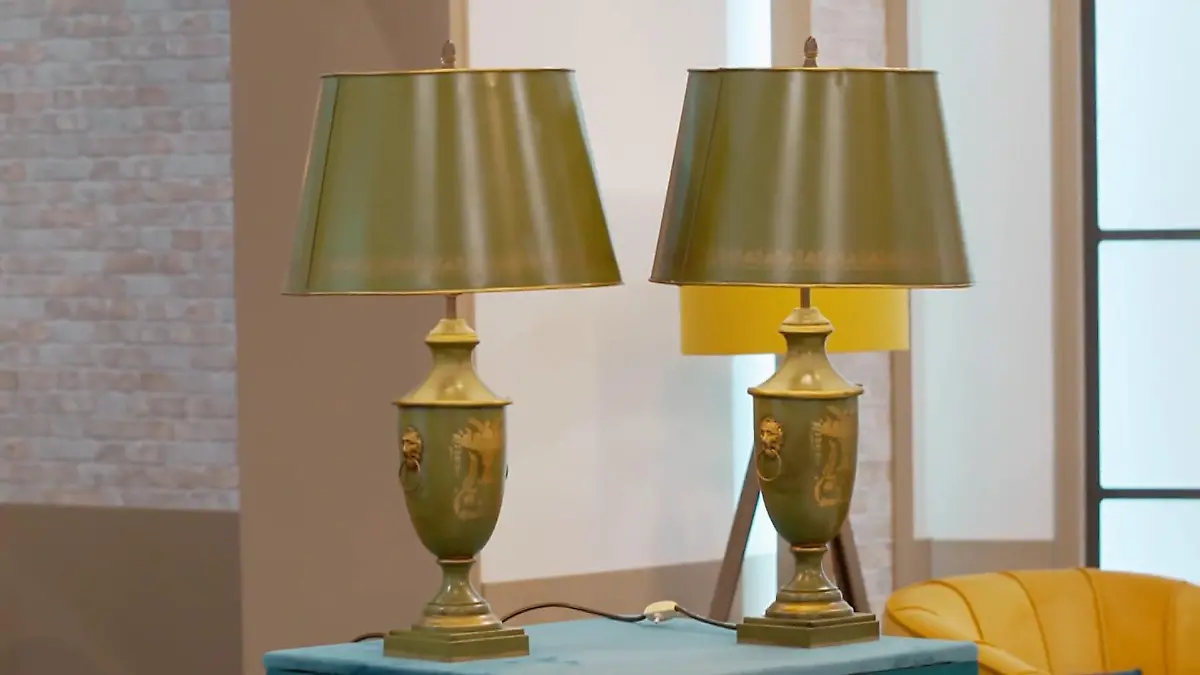 Sandra weiß, wie viel ihre Lampen wert sind Schön und selten