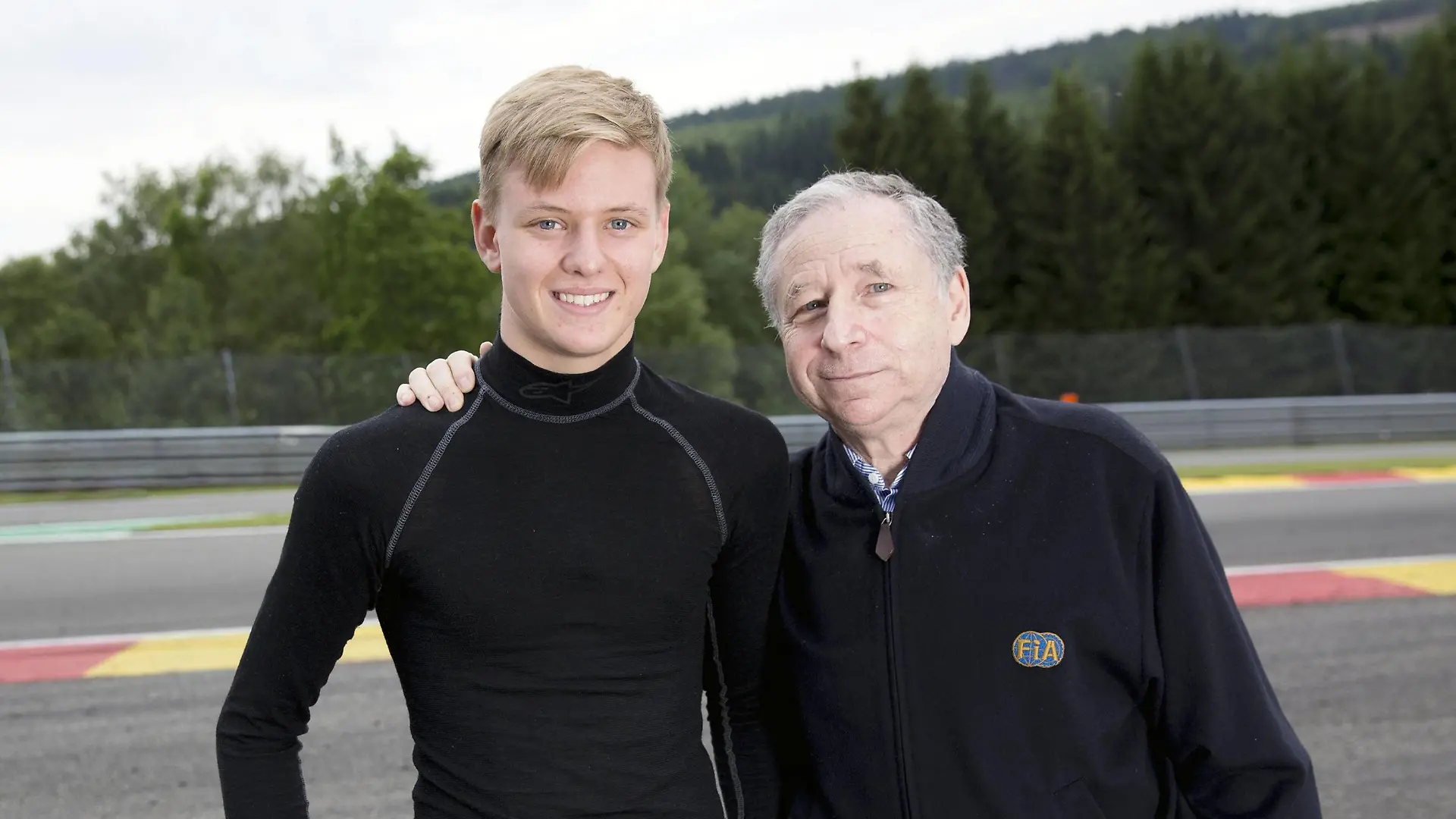 Mick Schumacher (li.) und Jean Todt