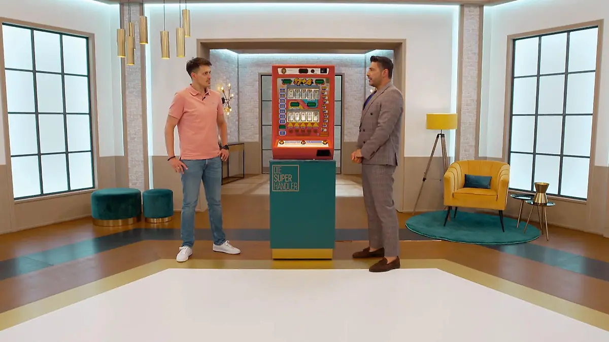 Thomas verkauft seinen Spieleautomat Wer schlägt zu?