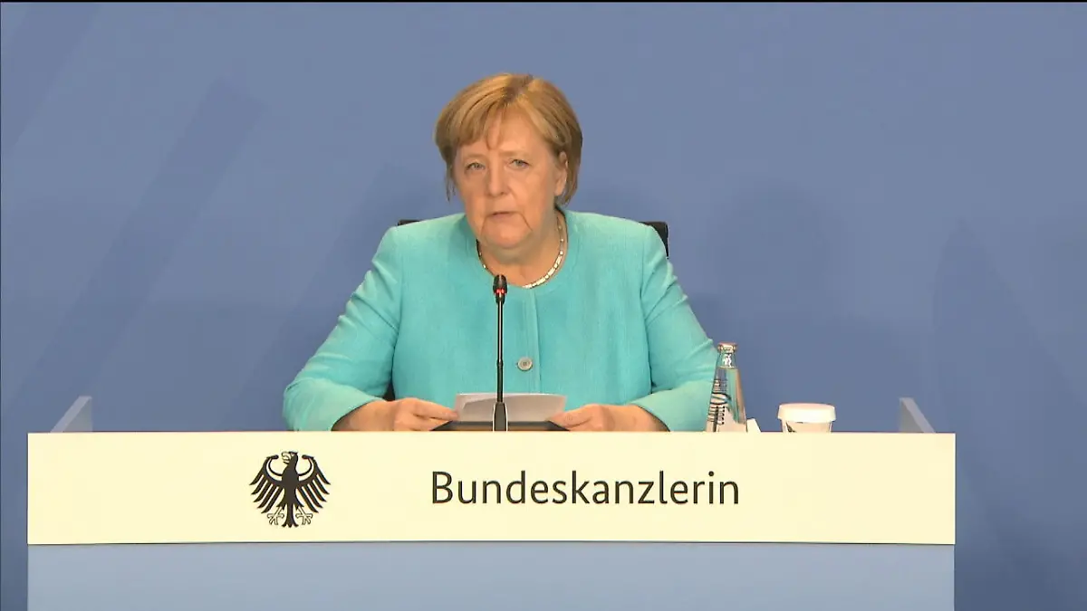 Angela Merkel: "Niederträchtiger Anschlag" Nach Explosion in Kabul