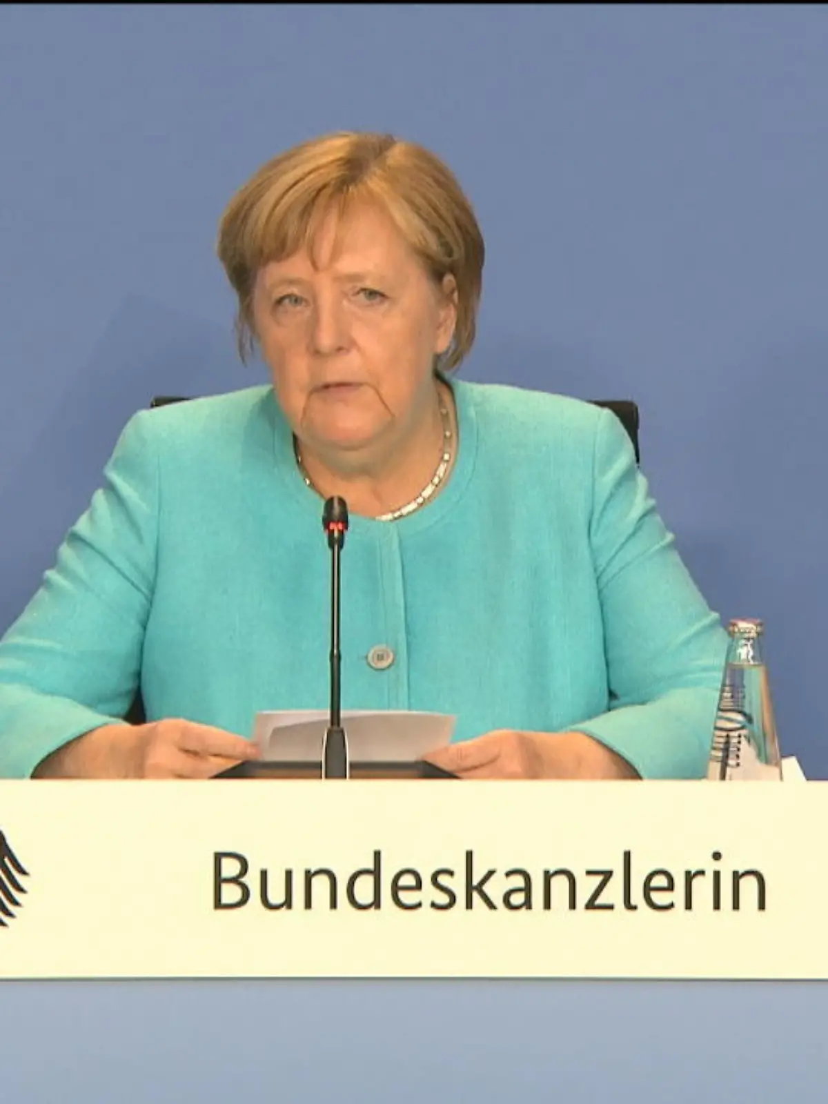 Bild zu: "Angela Merkel: "Niederträchtiger Anschlag""