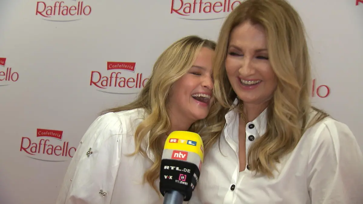 1. roter Teppich für Fraukes Tochter Nele Lachflash im Interview