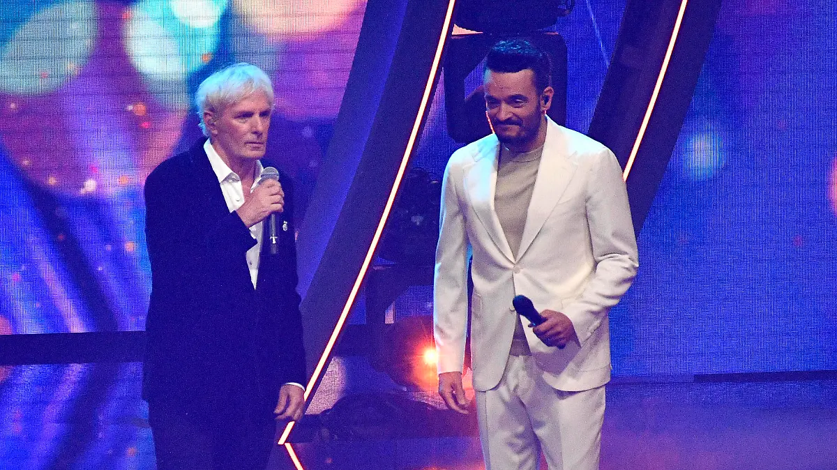Michael Bolton und Giovanni Zarrella in der ZDF-Musikshow Die Giovanni Zarrella Show in der Westfalenhalle. Dortmund, 22.07.2023 *** Michael Bolton and Giovanni Zarrella in the ZDF music show The Giovanni Zarrella Show in the Westfalenhalle Dortmund, 22 07 2023 Foto:xN.xKubelkax/xFuturexImage