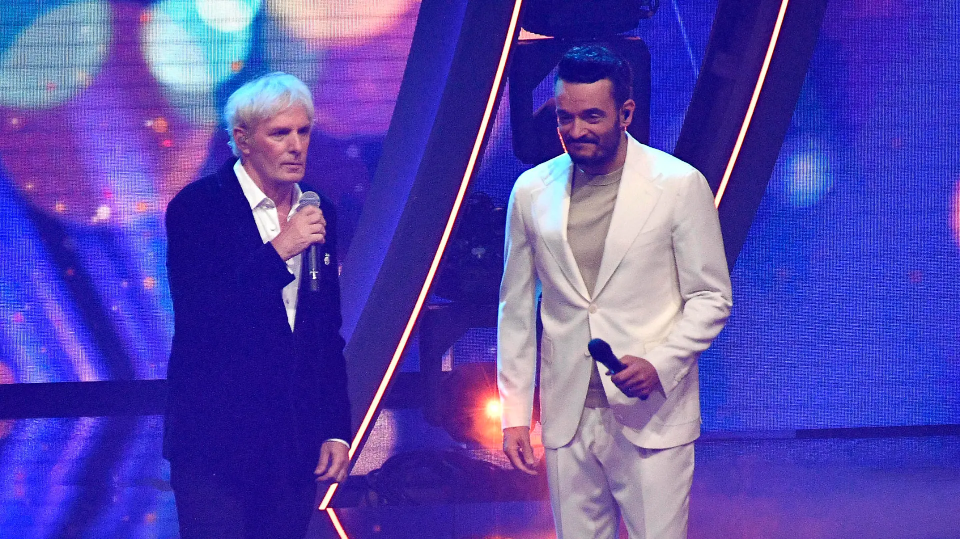 Michael Bolton und Giovanni Zarrella in der ZDF-Musikshow Die Giovanni Zarrella Show in der Westfalenhalle. Dortmund, 22.07.2023 *** Michael Bolton and Giovanni Zarrella in the ZDF music show The Giovanni Zarrella Show in the Westfalenhalle Dortmund, 22 07 2023 Foto:xN.xKubelkax/xFuturexImage