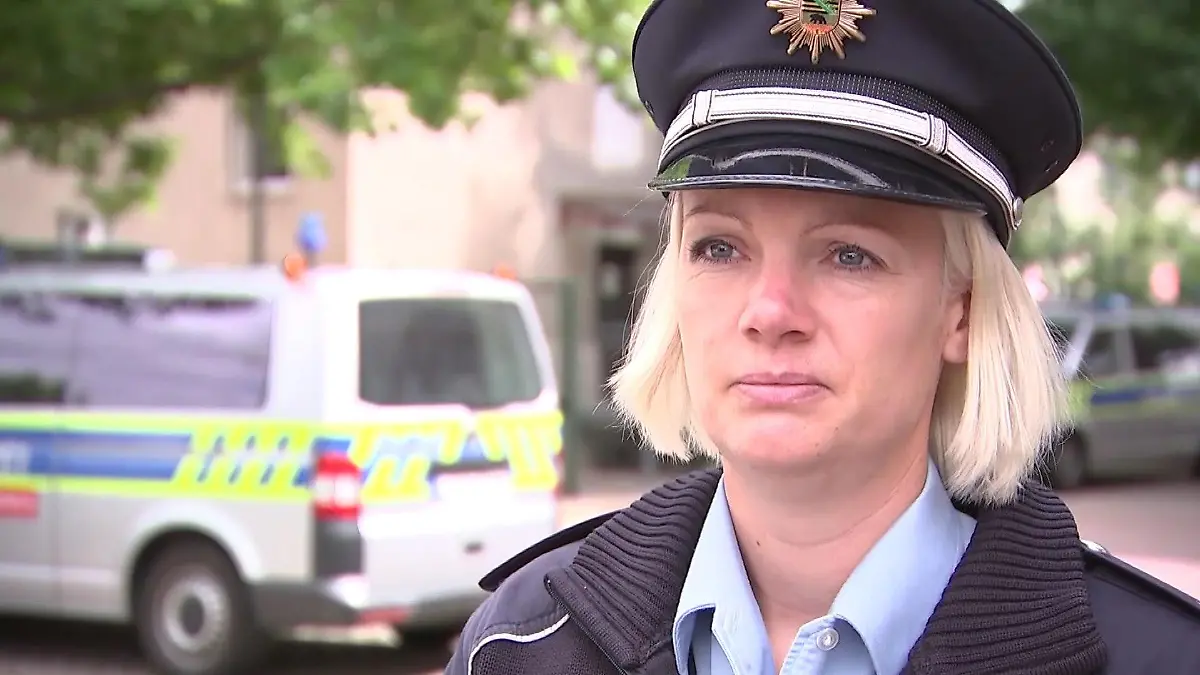 Diebe entwenden Radlader und stehlen tonnenweise Getreide in Sachsen-Anhalt