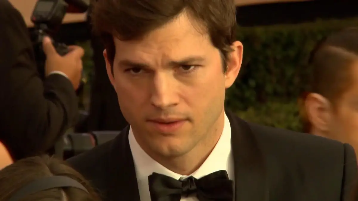 Trotz Tickets: Ashton Kutcher darf nicht ins All fliegen Mila Kunis redet ihrem Mann ins Gewissen
