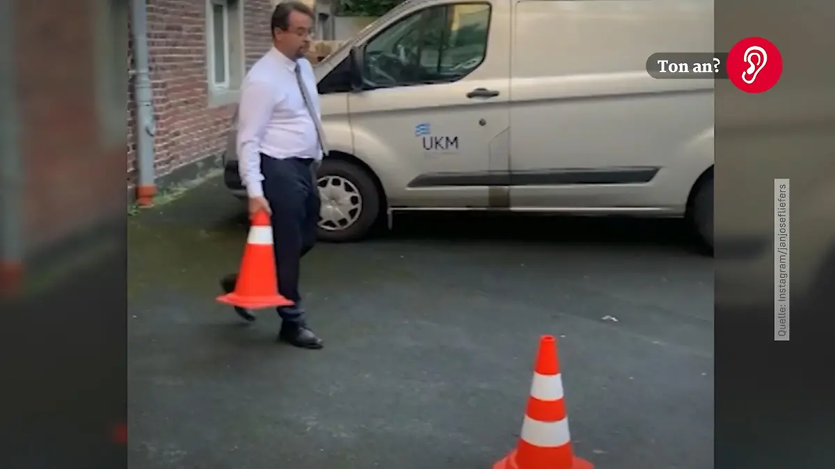Jan Josef Liefers meistert die Pylonen-Challenge Beim Tatort-Dreh