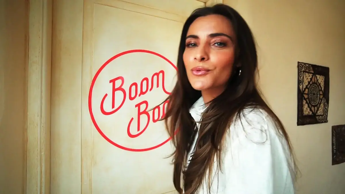 Sophia Thomalla checkt den "Boom Boom"-Room Hausbesuch bei "Are You The One"