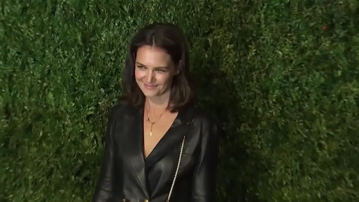 Ist Katie Holmes wieder frisch verliebt? Mit Unbekanntem gesichtet