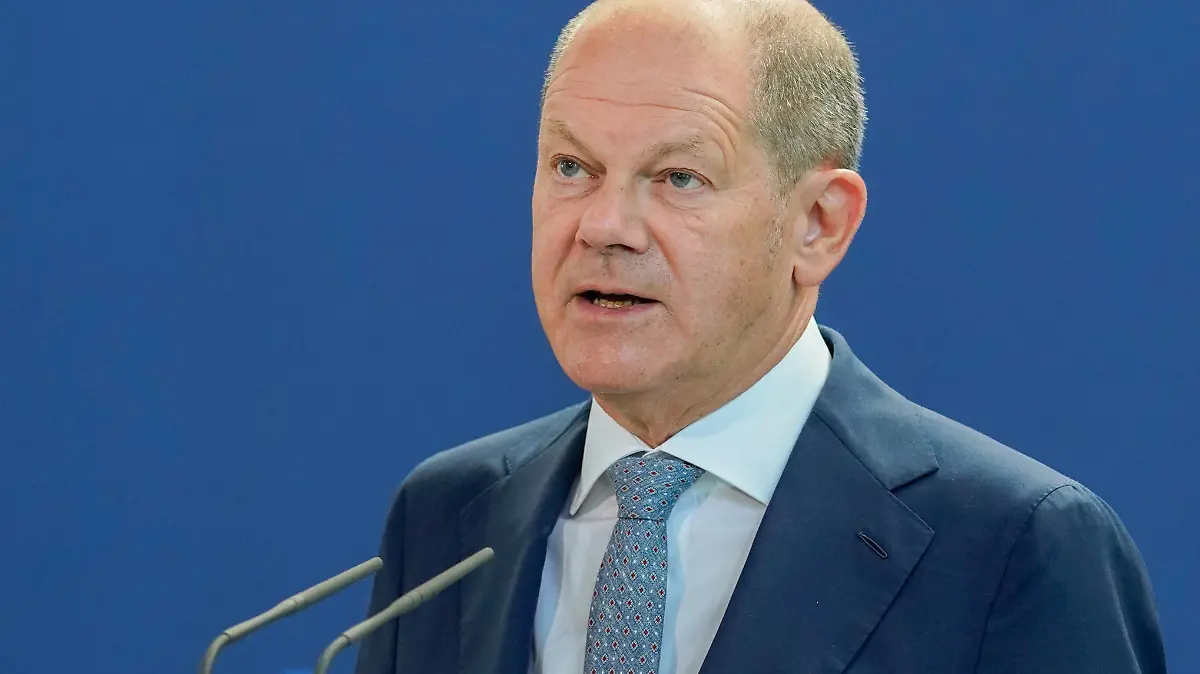  Berlin, Deutschland 12. Juli 2022: Bundeskanzler Scholz empfaengt den slowenischen Ministerpraesidenten Robert Golob - 12.07.2022 Im Bild: Bundeskanzler Olaf Scholz SPD Bundeskanzleramt Berlin *** Berlin, Germany 12 July 2022 Chancellor Scholz receives Slovenian Prime Minister Robert Golob 12 07 2022 In the picture Chancellor Olaf Scholz SPD Federal Chancellery Berlin Copyright: xFotostandx/xReuhlx