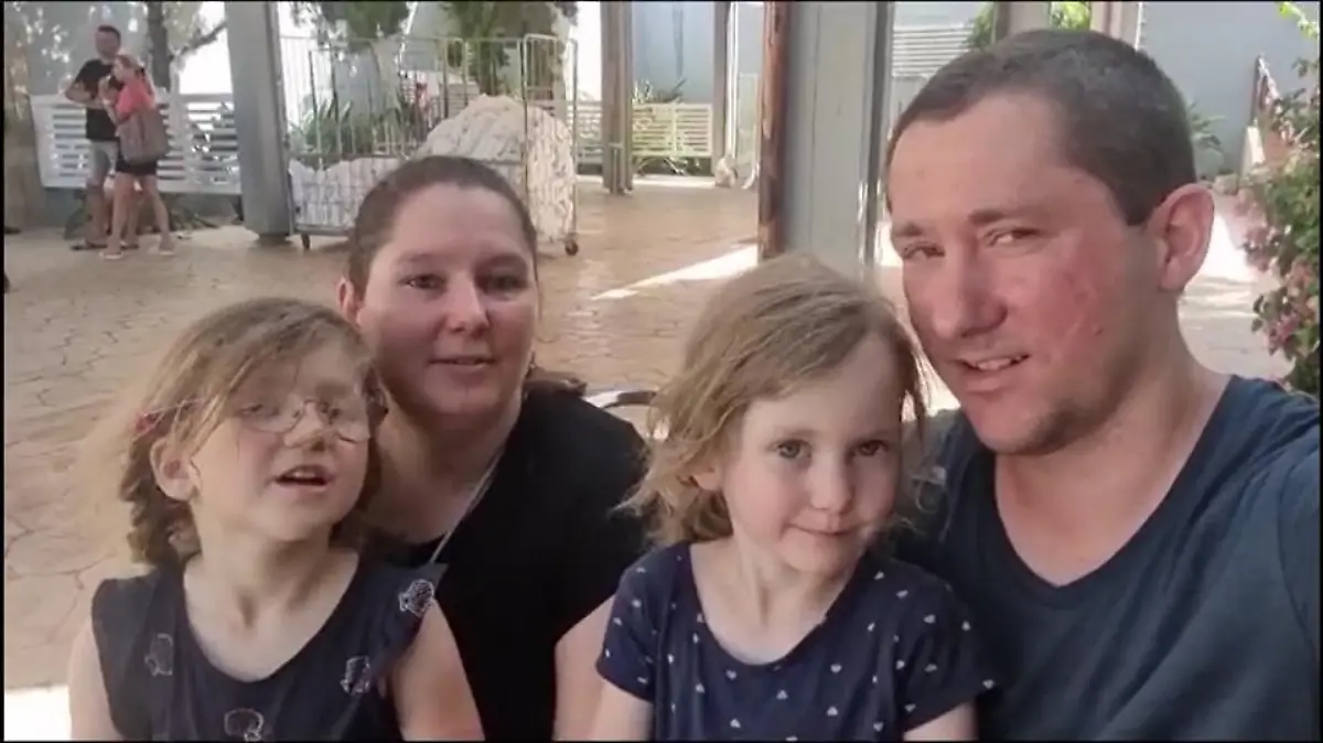 Familie Bordihn sitzt nach ihrer Evakuierung auf Rhodos fest.