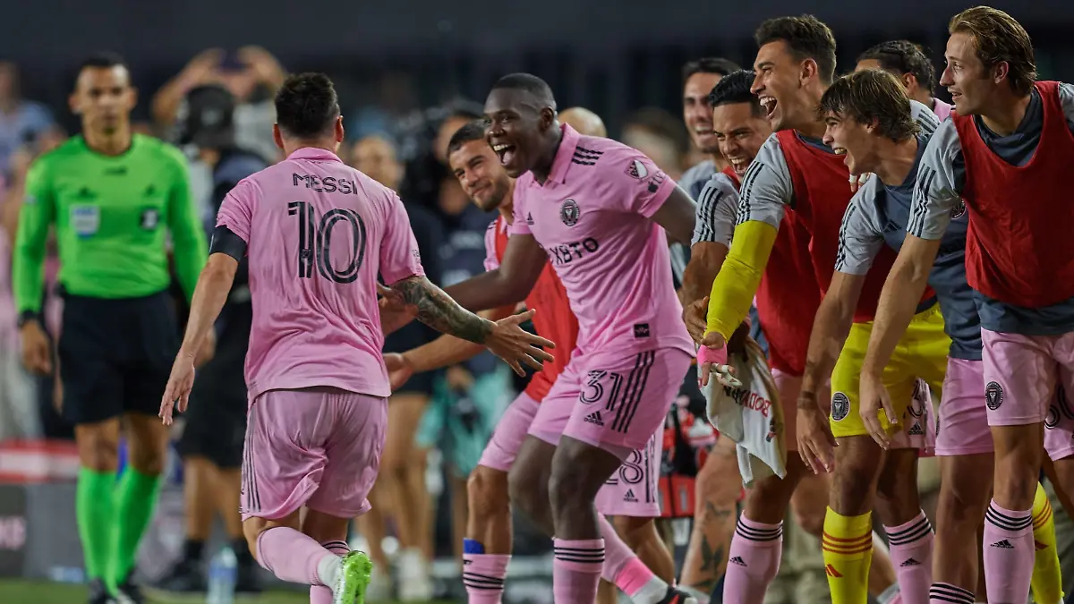 RECORD DATE NOT STATED Leagues Cup 2023 Cruz Azul MEX 1-2 Inter de Miami USA Lionel Messi celebrates his goal 1-2 of Inter of Miami during the game Cruz Azul vs Inter Miami, corresponding to the group stage of the Leagues Cup 2023, at DRV PNK Stadium, on July 21, 2023. brbr Lionel Messi celebra su gol 1-2 de Inter de Miami durante el partido Cruz Azul vs Inter de Miami, correspondiente a la fase de grupos de la Leagues Cup 2023, en el Estadio DRV PNK, el 21 de Julio de 2023. FORT LAUDERDALE FLORIDA ESTADOS UNIDOS PUBLICATIONxNOTxINxMEXxCHNxRUS Copyright: xDavidxLeahx 20230721215006_LC_23_CAZ_MIA_MESSI90