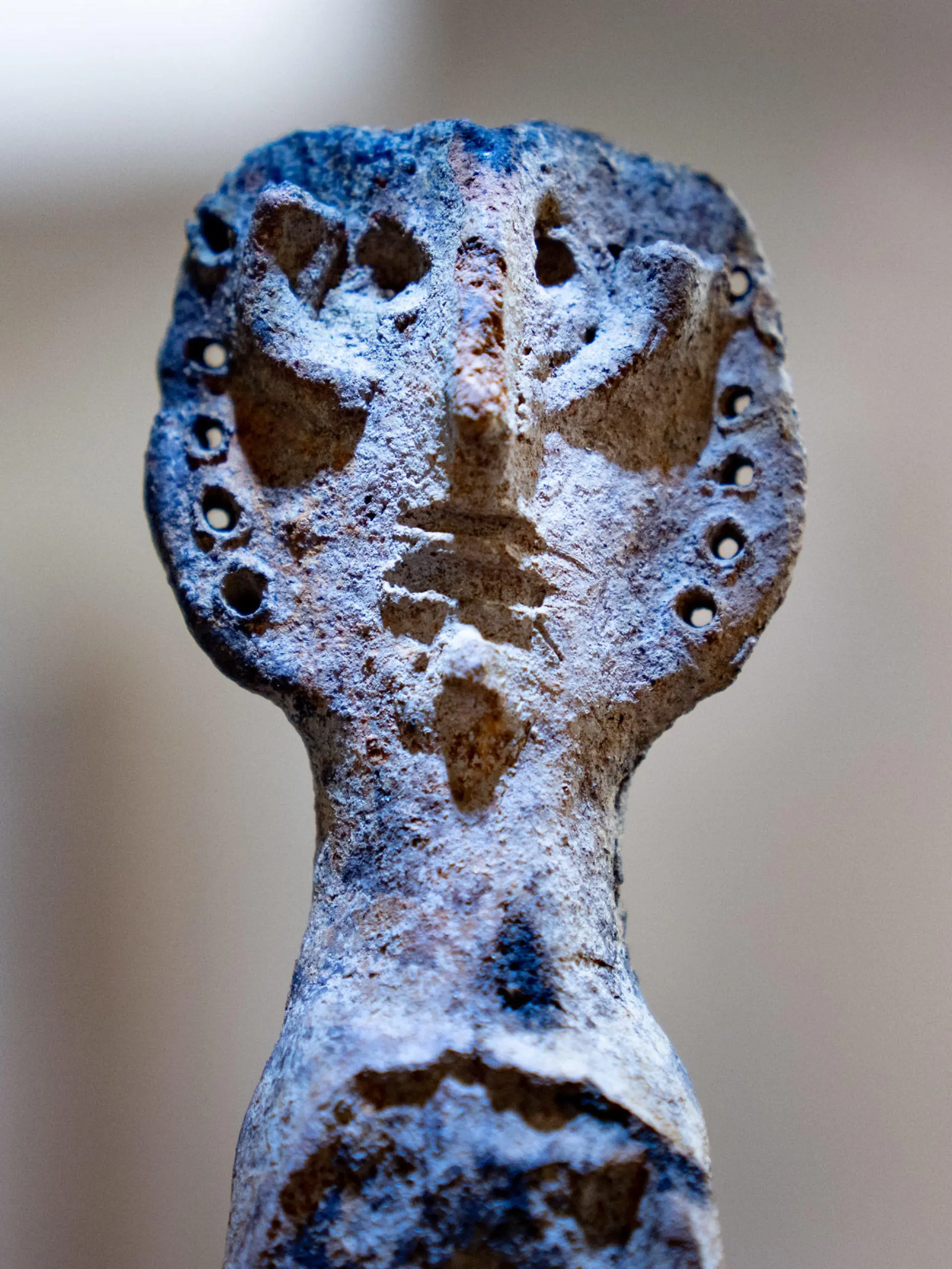 EINZIGARTIGE STATUETTE STELLT WISSENSCHAFT VOR RÄTSEL