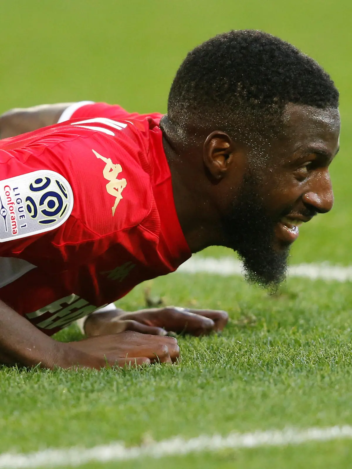 Soccer Football - Ligue 1 - Bordeaux v AS Monaco - Matmut Atlantique, Bordeaux, France - November 24, 2019   AS Monaco's Tiemoue Bakayoko      REUTERS/Regis Duvignau