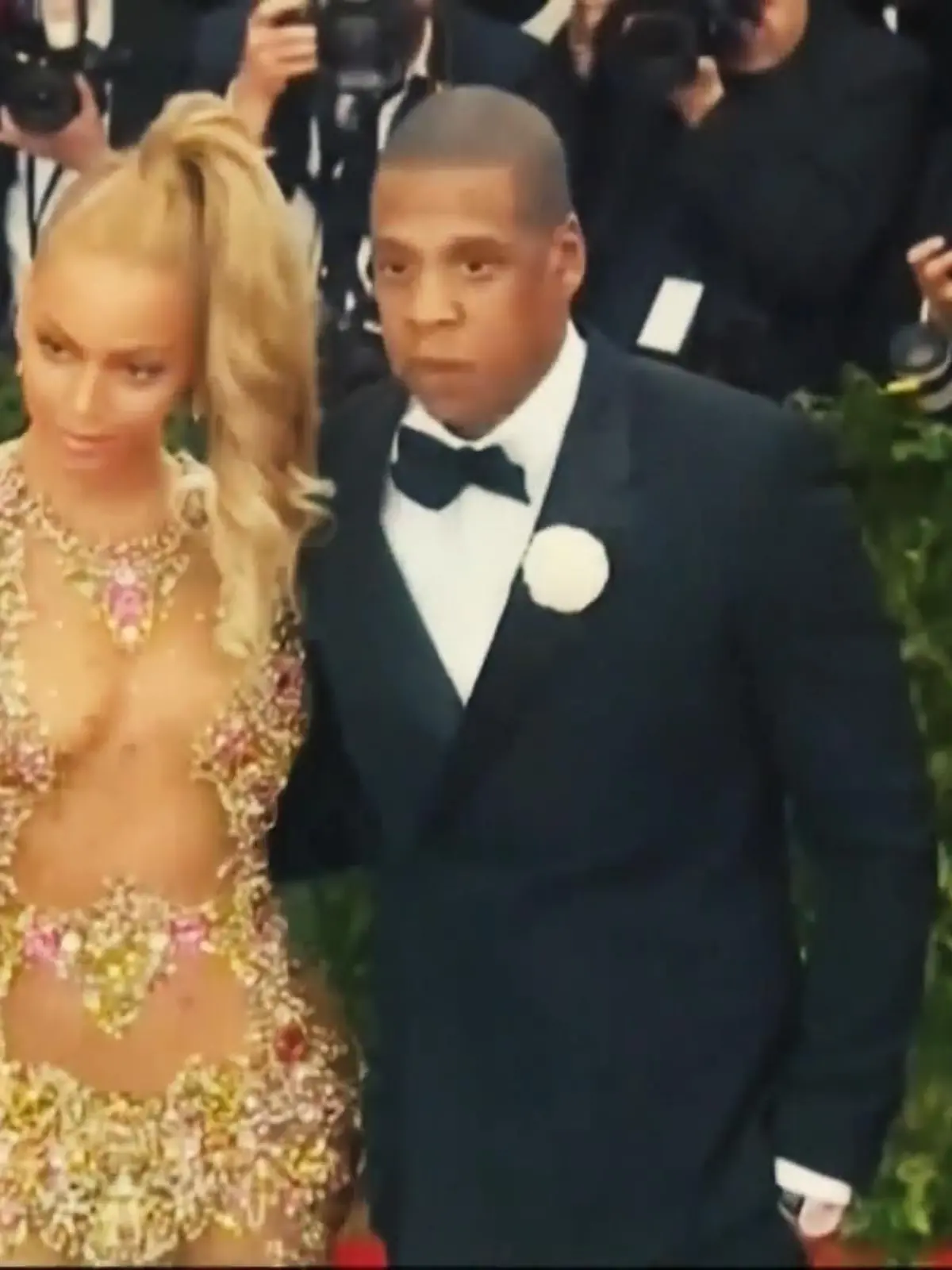 Bild zu: "Jay-Z konnte vor Blue Ivys Geburt nicht schwimmen"