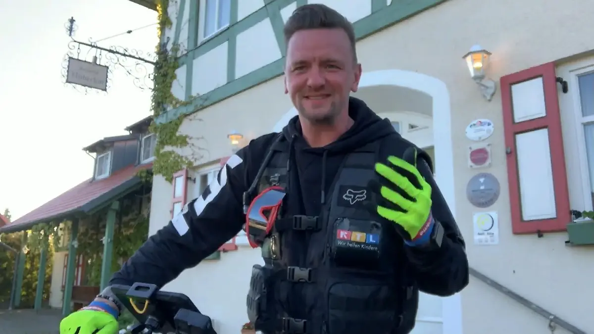 Ben Zucker gibt Gas für den guten Zweck Auf Tour für Kids